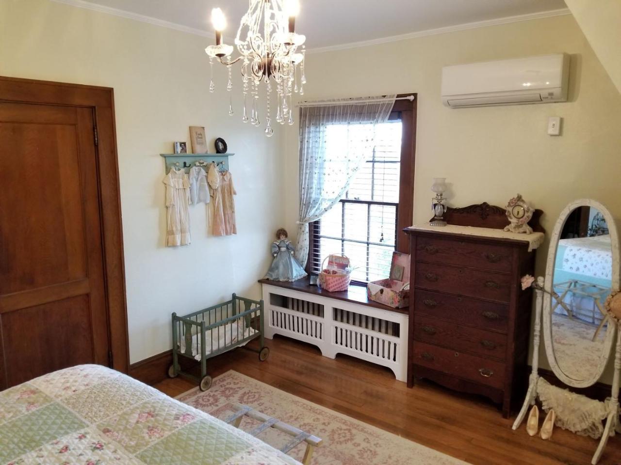 Almost Heaven Bed & Breakfast Уэйнсвилл Экстерьер фото